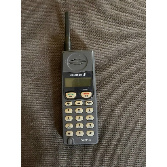 Ericsson DH318Vi - Untested Vintage Cell Phone Hand Held with extra battery - Picture 2 of 4